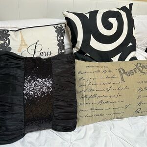 Decorative Throw Pillows